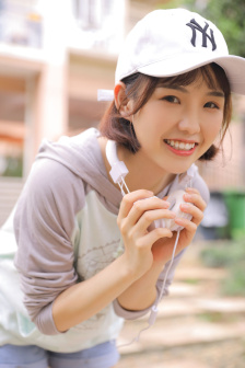 庄巧涵完整版视频